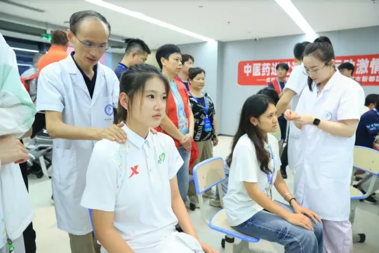 拿按摩, 志愿者体验, 大家为世运