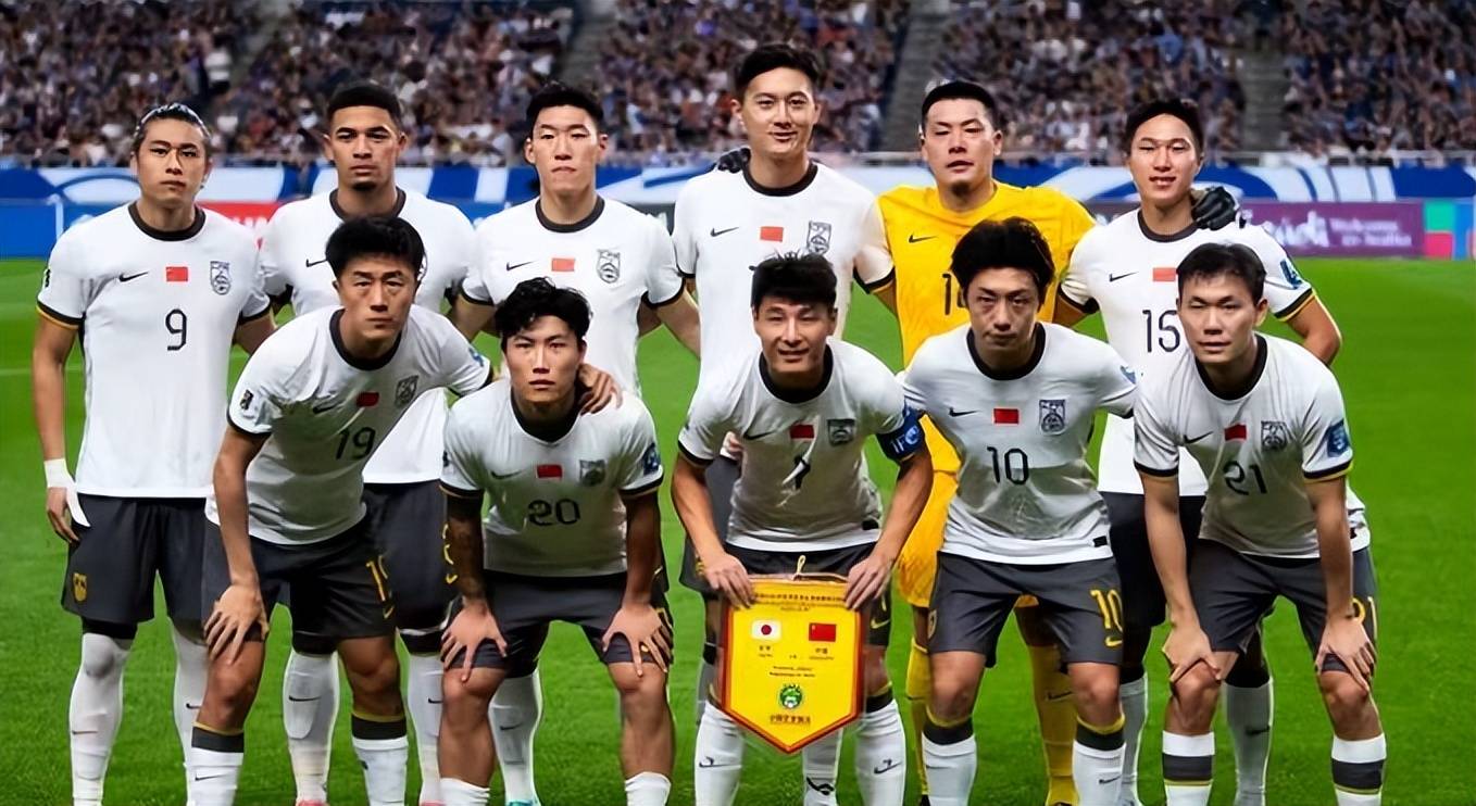 本土教练屈, 邵佳一等中, 拥有国际大